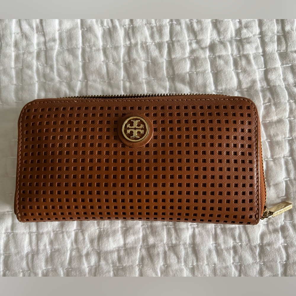 Tory Burch Robinson Luggage Brown Perforated Leather Zip Around Wallet